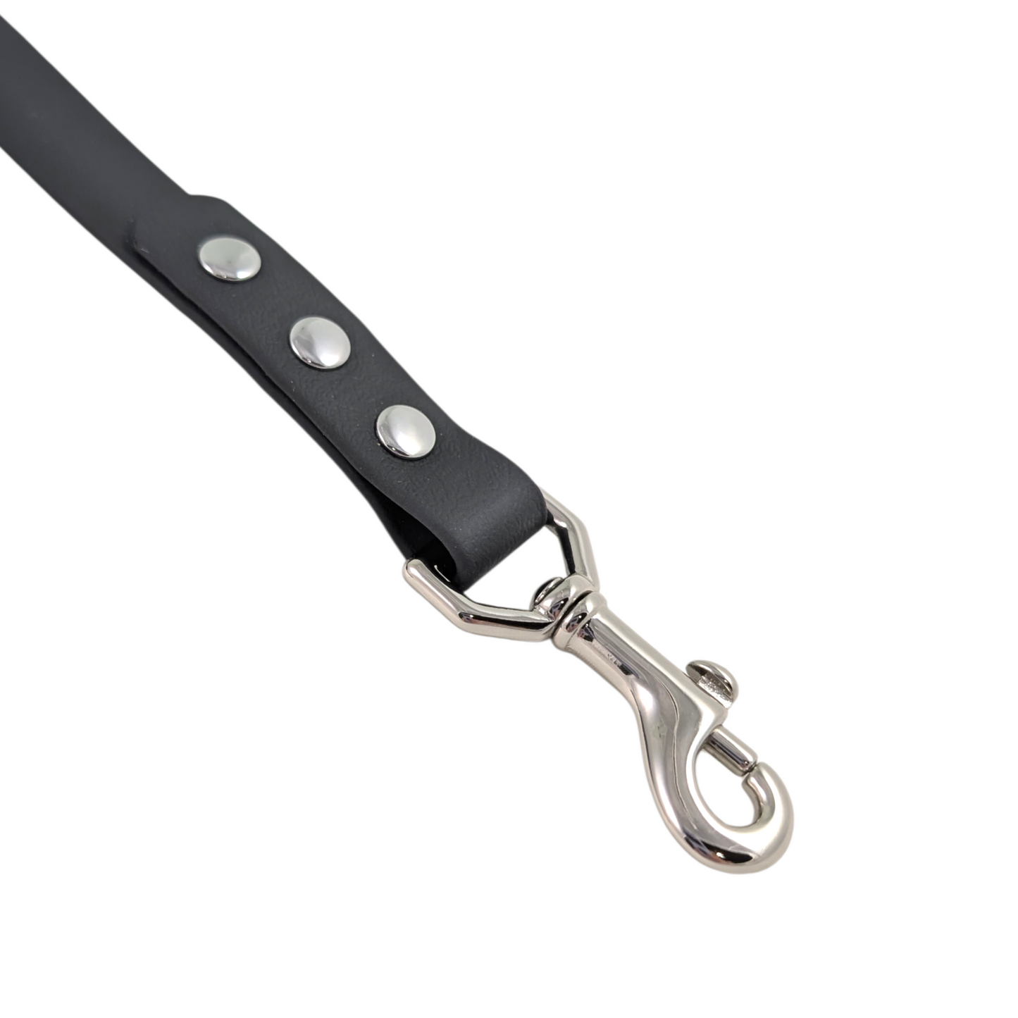 Solid Colour Leash – Raven (Plated Brass)